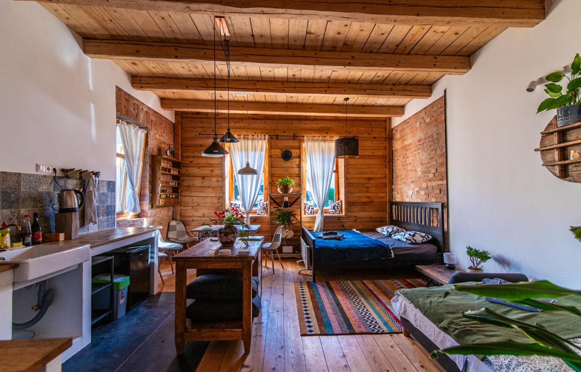 Minifaktura Loft Apartman & Reggelizo Es Etelbar Szokolya Zewnętrze zdjęcie