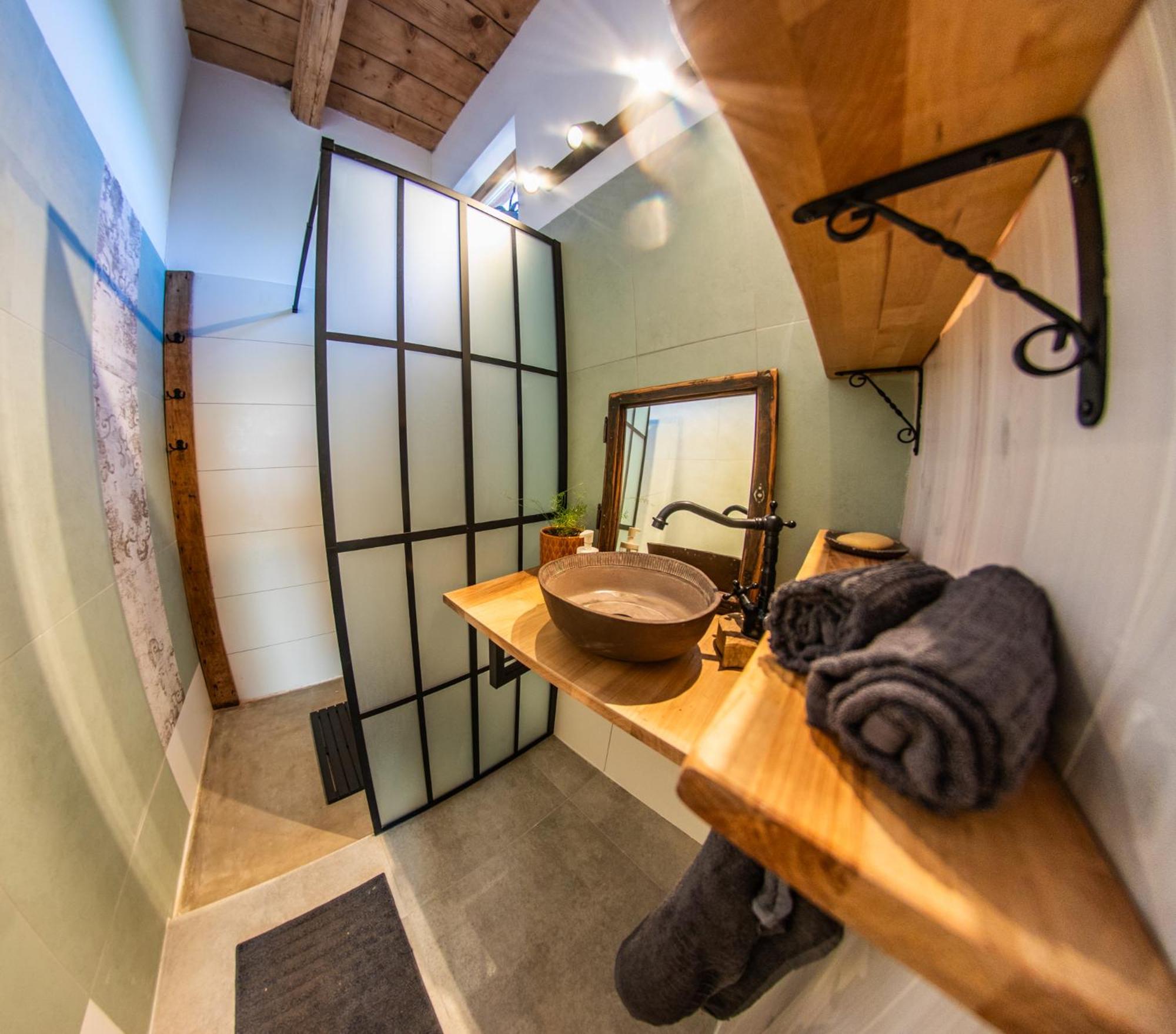 Minifaktura Loft Apartman & Reggelizo Es Etelbar Szokolya Zewnętrze zdjęcie